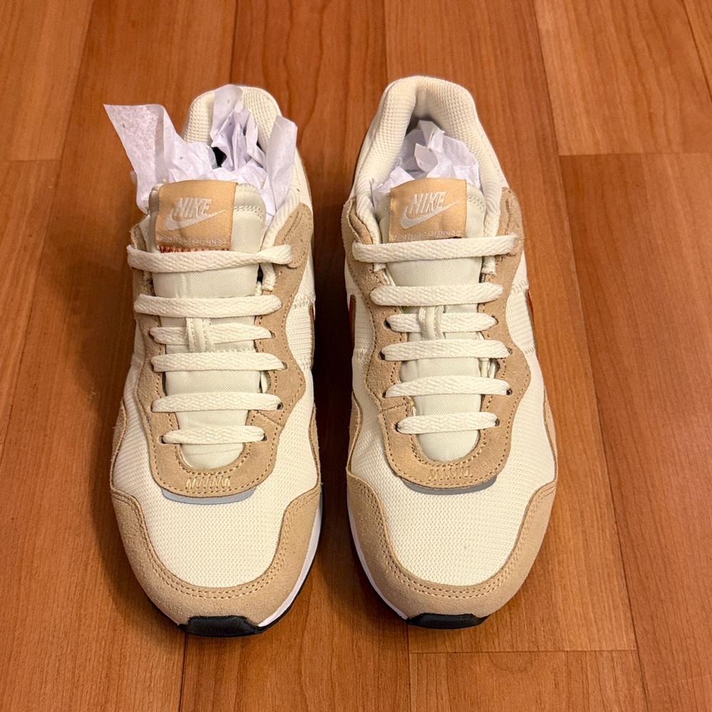 Nike Beige and Off-White Sneakers